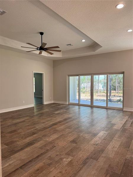 Spacious, unfurnished interior of a new home in , Dunnellon (Image 34). Spacious, unfurnished interior of a new home in , Dunnellon (Image 34).