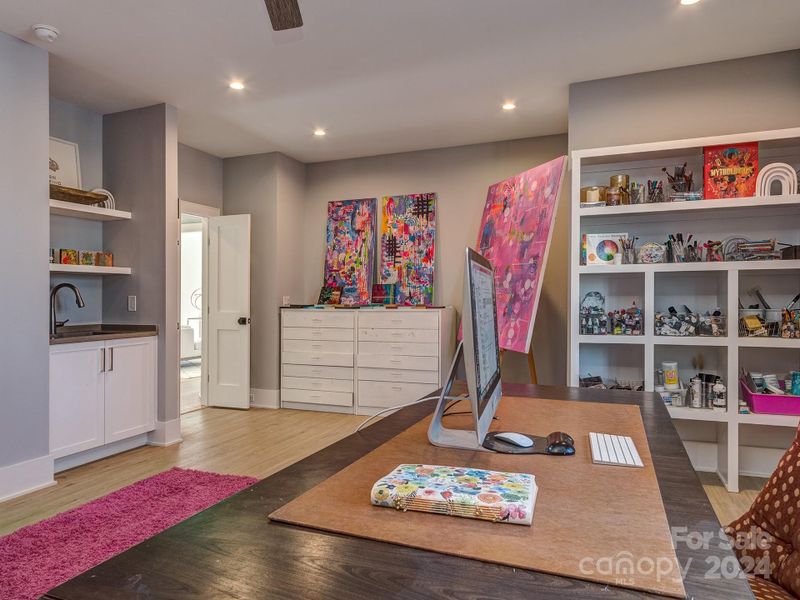 Bonus Room with Sink- Upper Floor