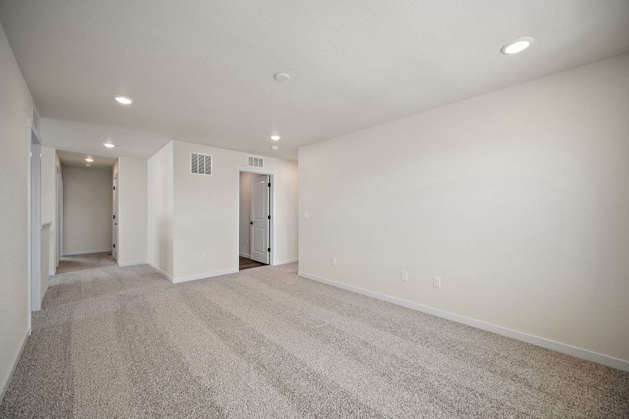 Spacious, unfurnished interior of a new home in Aspen Ranch, Fountain (Image 30). Spacious, unfurnished interior of a new home in Aspen Ranch, Fountain (Image 30).