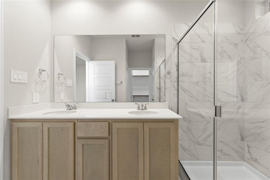 22. 1641 Meadow Crest - Bath (3)