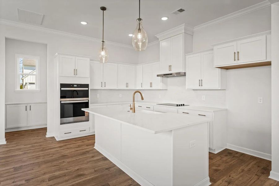 The Brookston E Kitchen