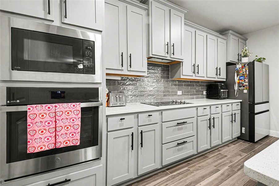 Furnished interior view inside a new home in , Rowlett (Image 11).
