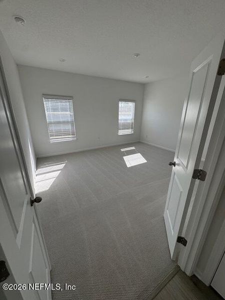 Spacious, unfurnished interior of a new home in Brook Forest, St. Augustine (Image 10).
