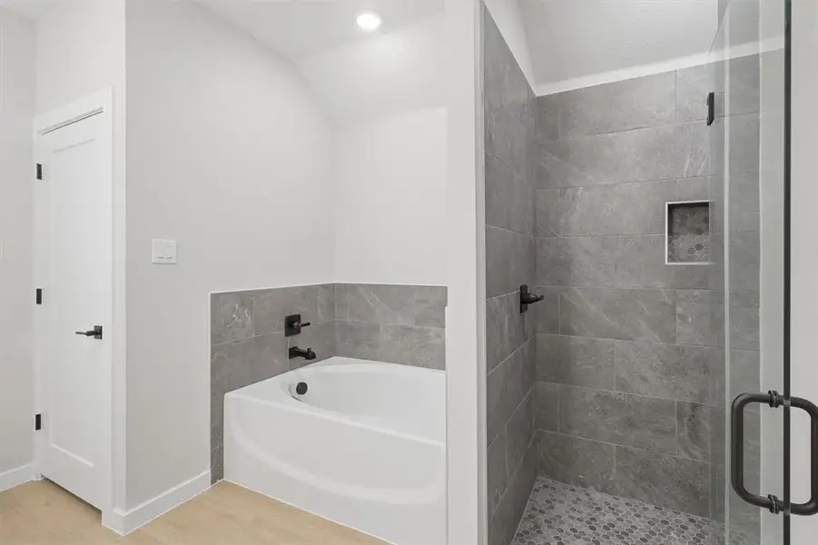 Furnished interior view inside a new home in , Boyd (Image 7).