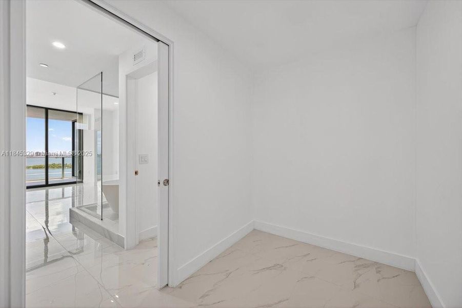 Image 37 of a home in . Image 37 of a home in .