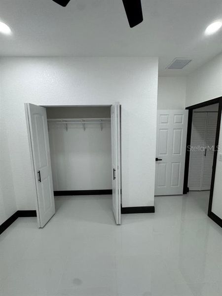 Spacious, unfurnished interior of a new home in , Belleview (Image 17).