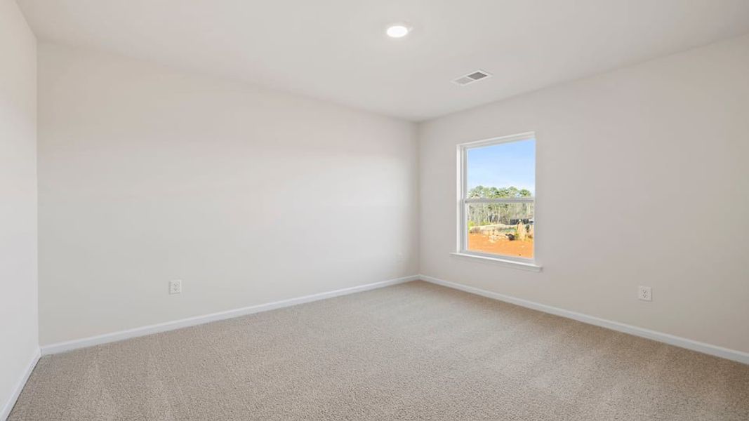 Spacious, unfurnished interior of a new home in Lakestone, Woodruff (Image 18).