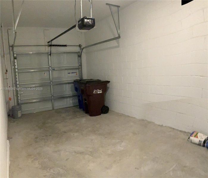 Image 21 of a home in .