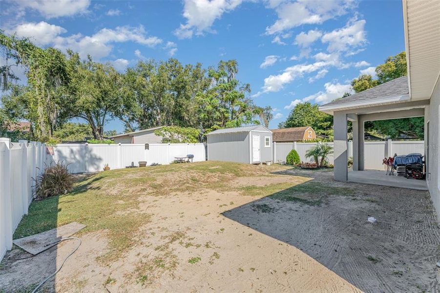 Exterior details and patio area of a home in , Lakeland (Image 11).