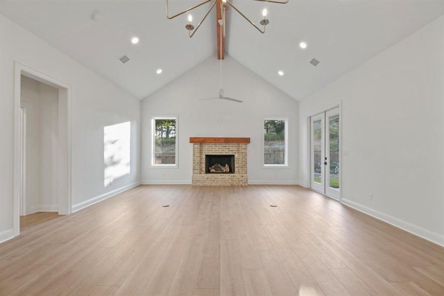 Spacious, unfurnished interior of a new home in , Tyler (Image 19).