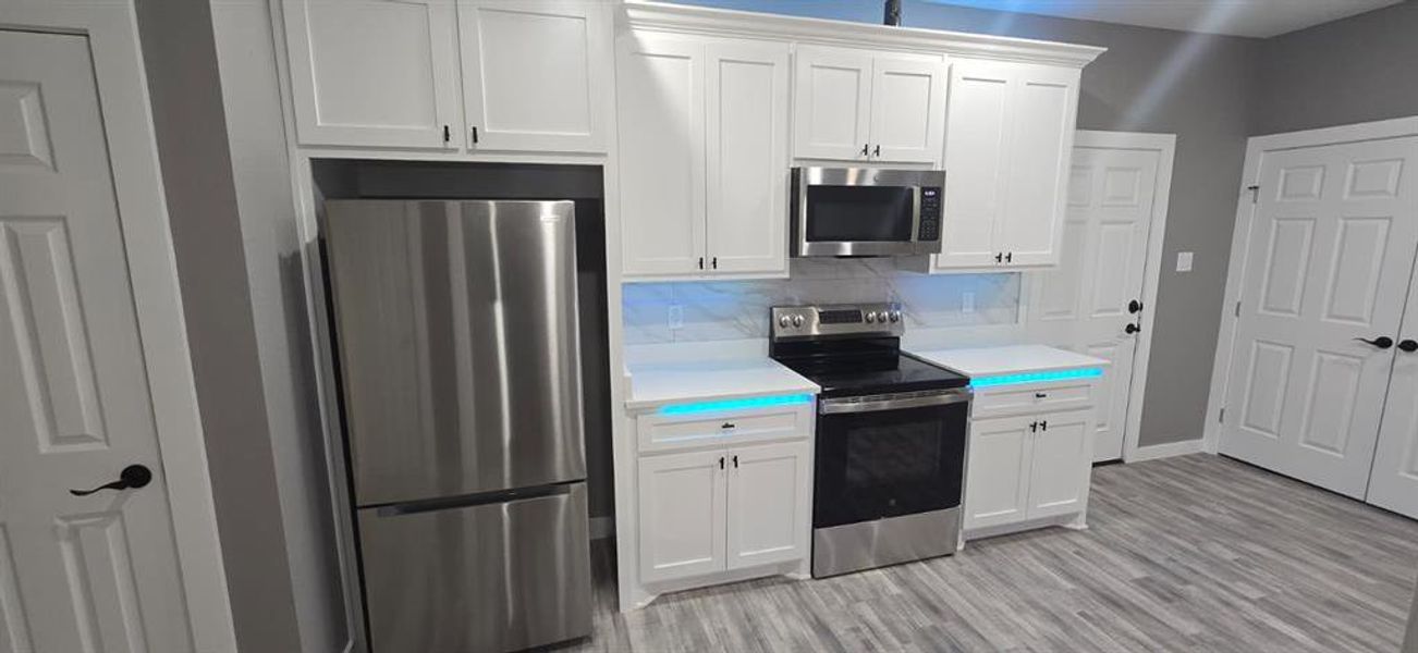 Furnished interior view inside a new home in , Gainesville (Image 3).