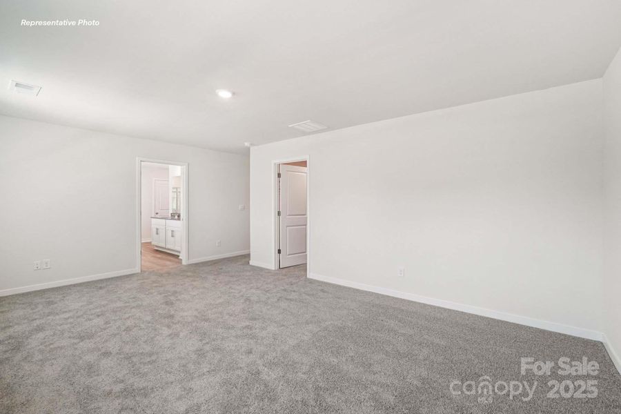 Spacious, unfurnished interior of a new home in Clark Creek Landing, Lincolnton (Image 17). Spacious, unfurnished interior of a new home in Clark Creek Landing, Lincolnton (Image 17).