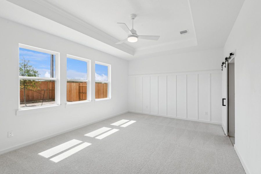 Spacious, unfurnished interior of a new home in Harvest Pointe, Needville (Image 31).