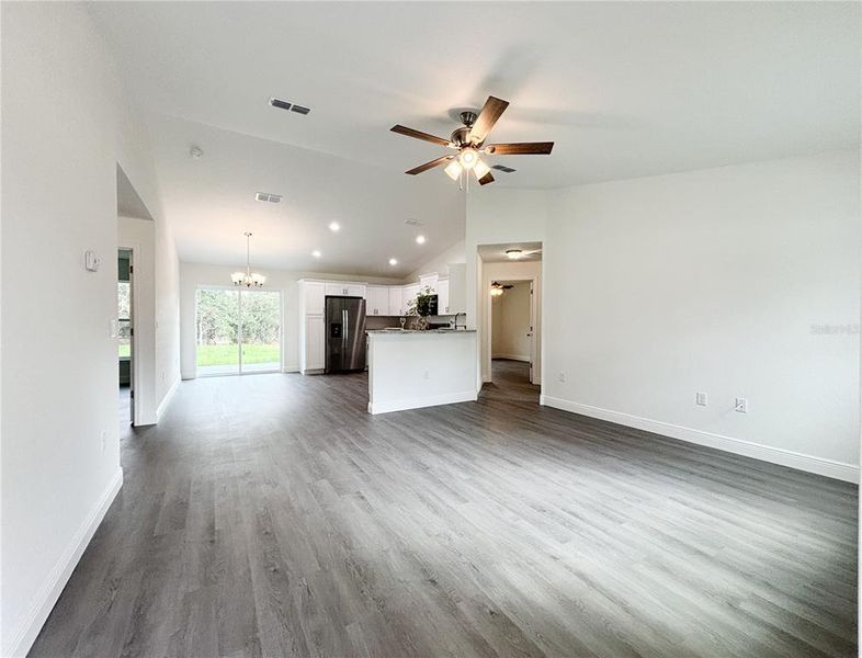 Spacious, unfurnished interior of a new home in , Dunnellon (Image 71). Spacious, unfurnished interior of a new home in , Dunnellon (Image 71).