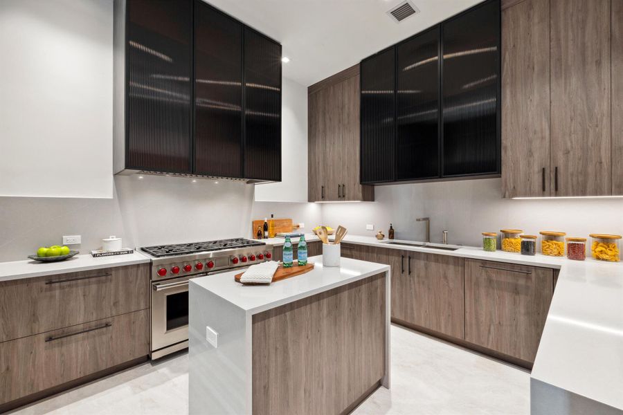 Furnished interior view inside a new home in , Jupiter (Image 59).