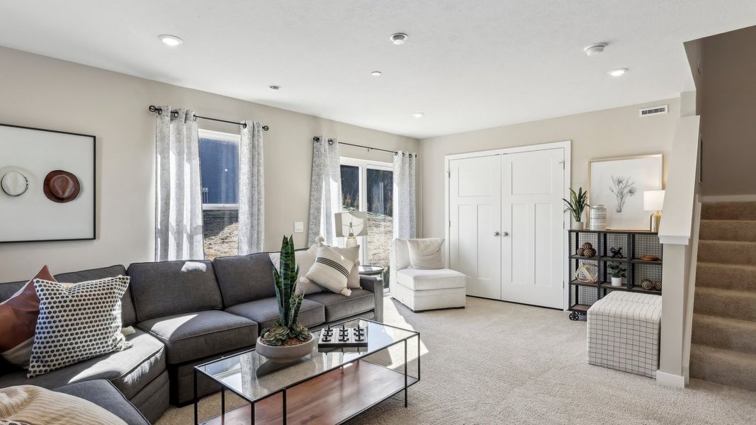 Representative furnished interior of a home built from the Regent - Finished Basement by D.R. Horton in Harrison Valley, Simpsonville (Image 20).