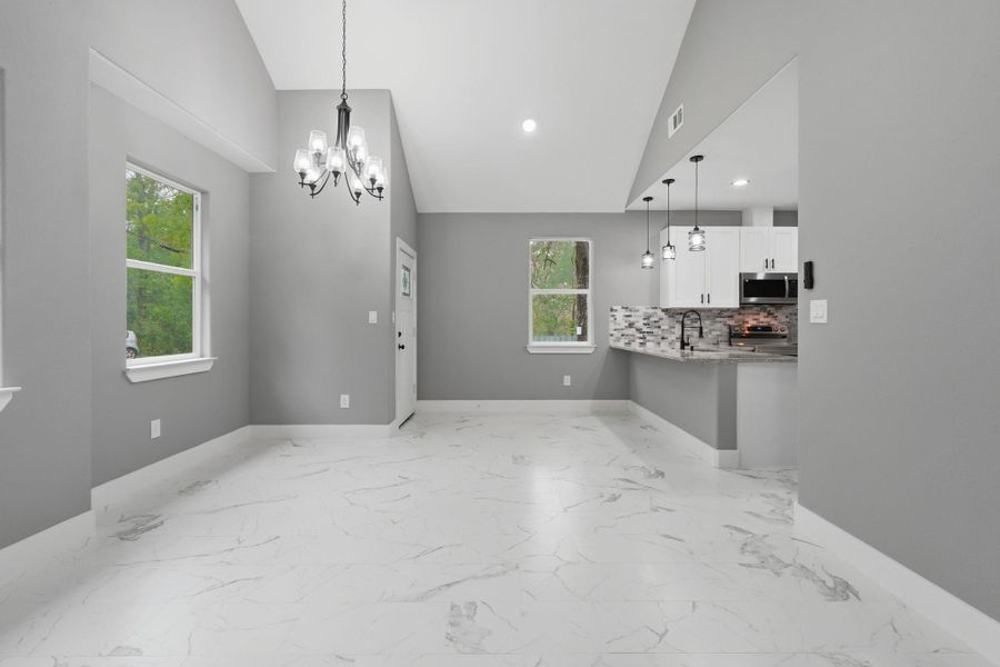 Spacious, unfurnished interior of a new home in , Willis (Image 16).