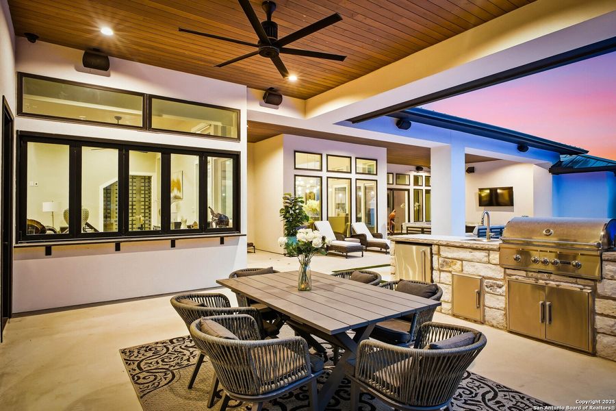 Exterior details and patio area of a home in , San Antonio (Image 31).