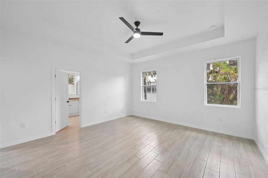 Spacious, unfurnished interior of a new home in , North Port (Image 28).