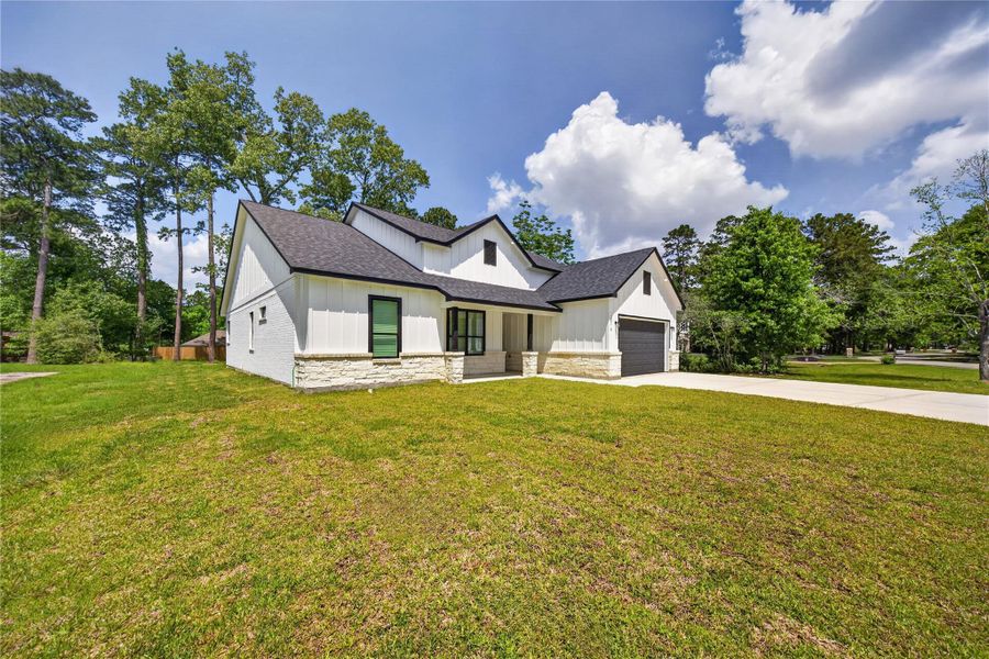 Image 43 of a home in .