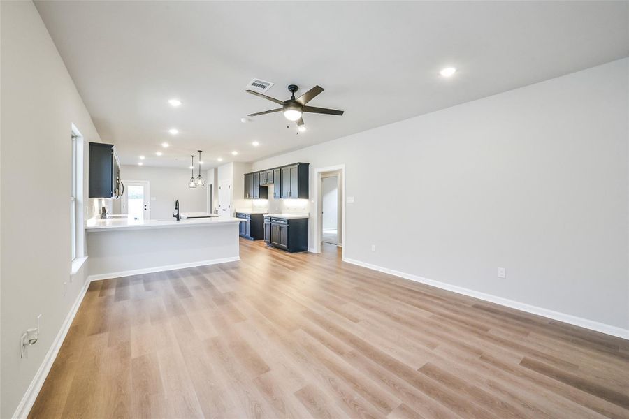 Spacious, unfurnished interior of a new home in Mostyn Springs, Magnolia (Image 18). Spacious, unfurnished interior of a new home in Mostyn Springs, Magnolia (Image 18).