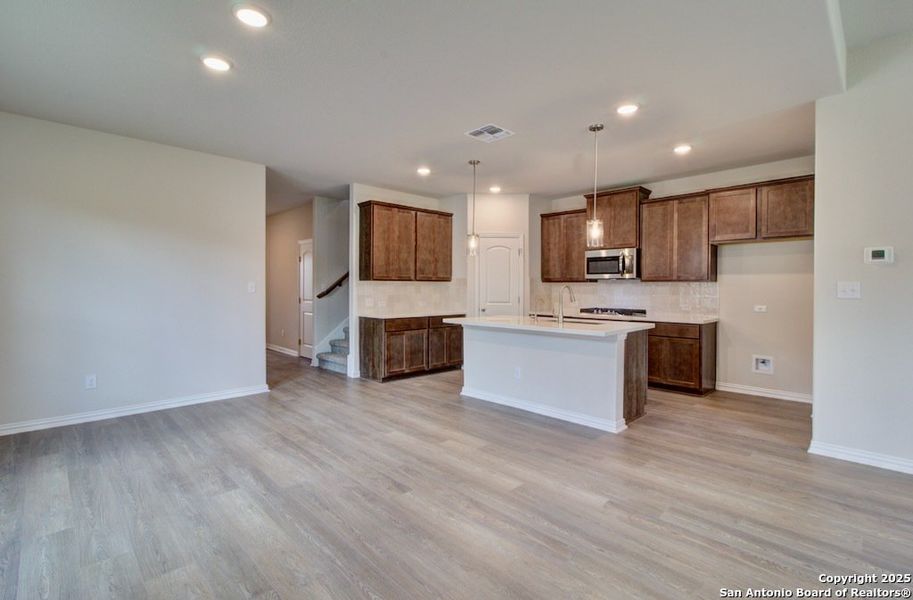 Furnished interior view inside a new home in Clear Creek, New Braunfels (Image 9).