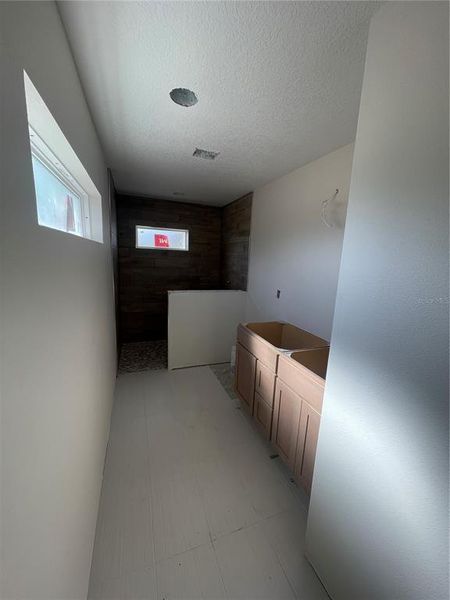 Image 37 of a home in .