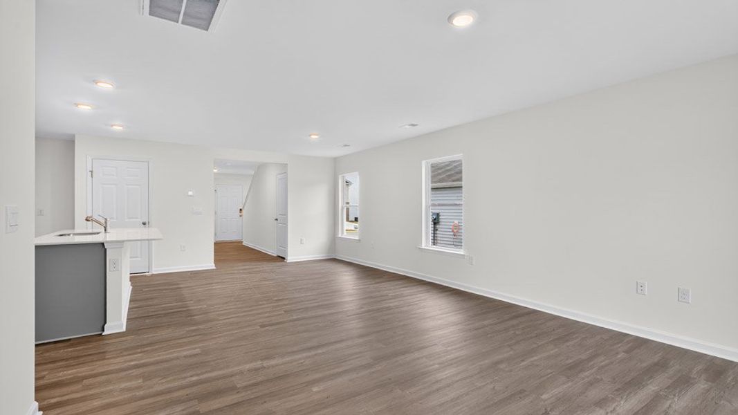 Spacious, unfurnished interior of a new home in Laurel Oaks, Sanford (Image 16). Spacious, unfurnished interior of a new home in Laurel Oaks, Sanford (Image 16).