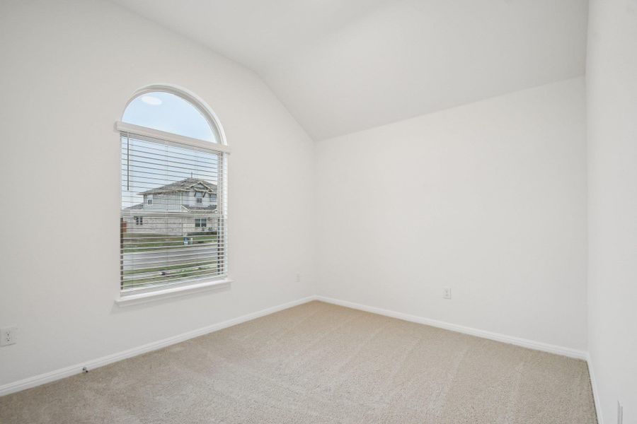 Spacious, unfurnished interior of a new home in Crosswinds, Kyle (Image 25).