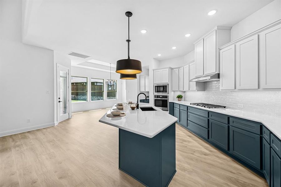 Furnished interior view inside a new home in Monterra - Classics, Fate (Image 13).