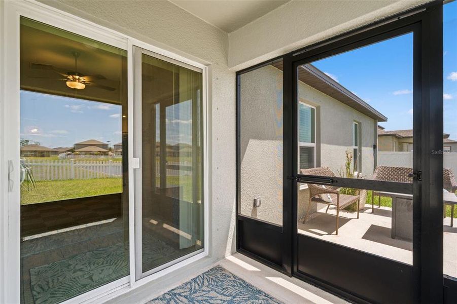 Exterior details and patio area of a home in , Riverview (Image 4).