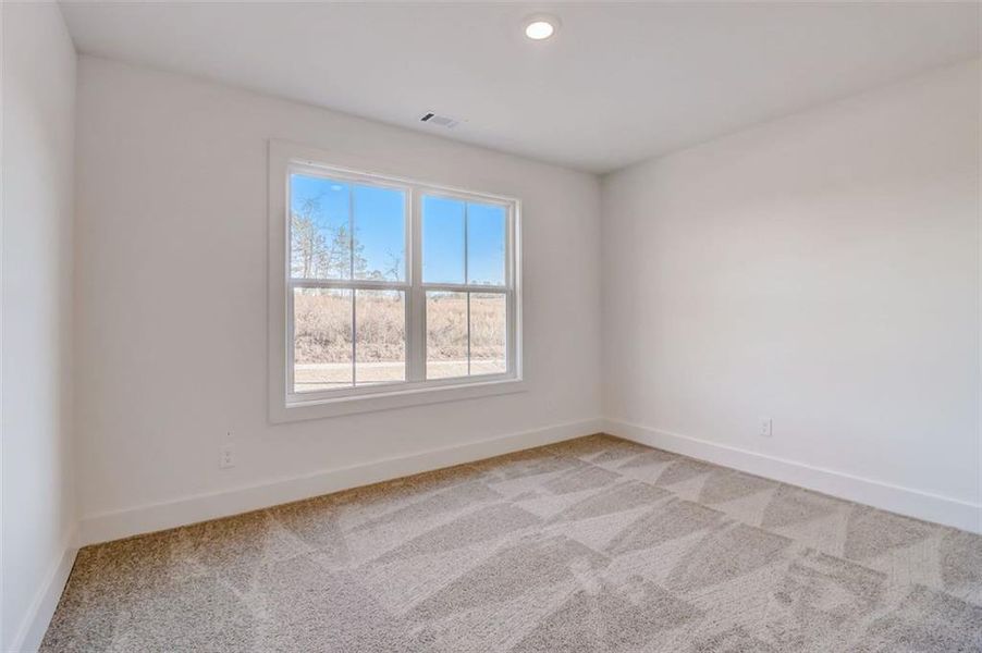 Spacious, unfurnished interior of a new home in , Mansfield (Image 11).