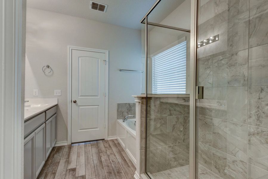 Image 30 representing the Devon by Ashton Woods in Cordova Trails, Seguin, TX.