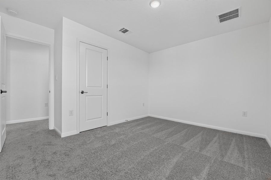 Spacious, unfurnished interior of a new home in Lisso, Pflugerville (Image 24).