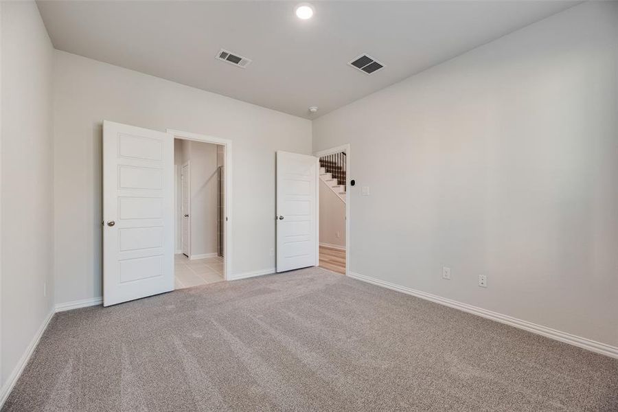 Spacious, unfurnished interior of a new home in Wade Settlement Townhomes, Frisco (Image 25).