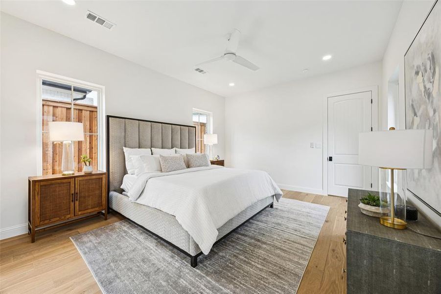 Furnished interior view inside a new home in , Dallas (Image 30).