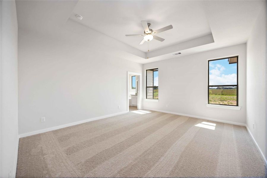 Spacious, unfurnished interior of a new home in Blue Heron Estates, Beasley (Image 16).