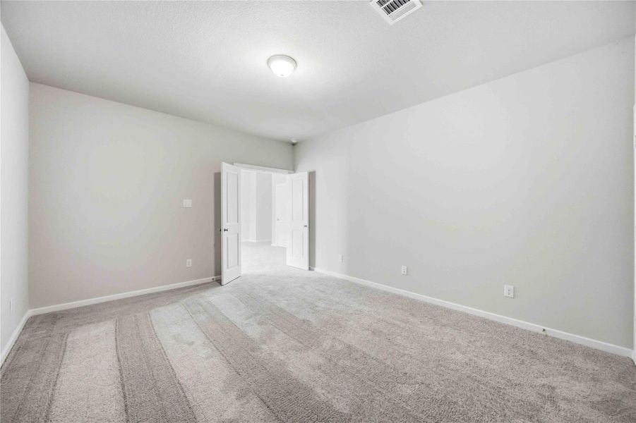 Spacious, unfurnished interior of a new home in Canterra Creek  60', Rosharon (Image 20).