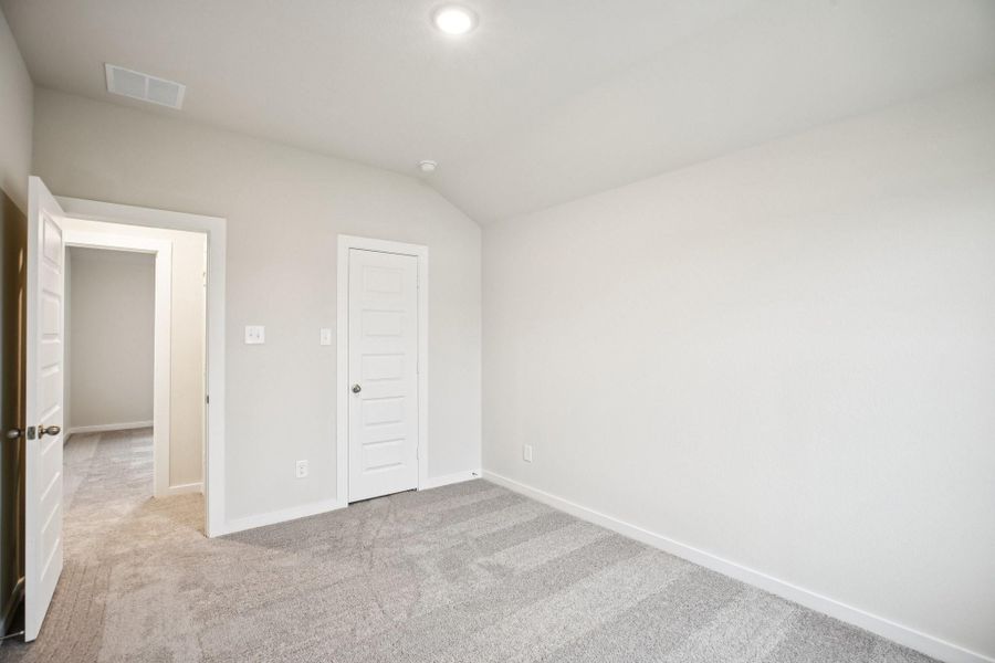 Spacious, unfurnished interior of a new home in Bluebonnet Village, Bellville (Image 19).