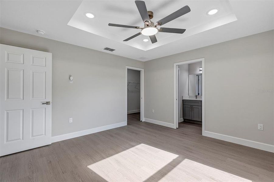 Spacious, unfurnished interior of a new home in , Dunnellon (Image 19). Spacious, unfurnished interior of a new home in , Dunnellon (Image 19).