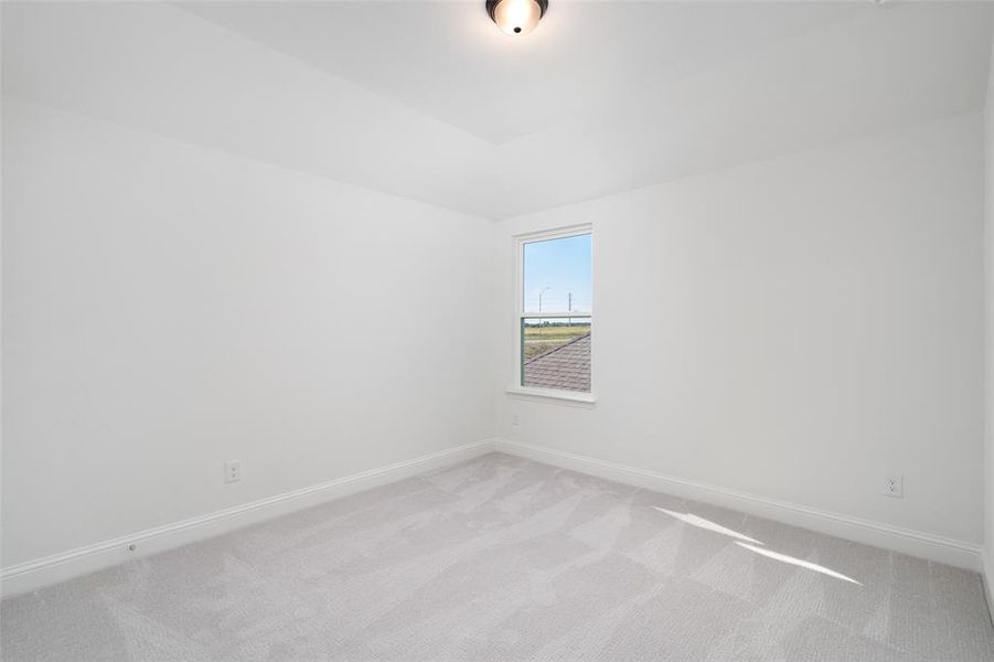 Spacious, unfurnished interior of a new home in Wildflower Ranch, Fort Worth (Image 20). Spacious, unfurnished interior of a new home in Wildflower Ranch, Fort Worth (Image 20).