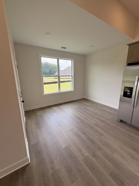 Spacious, unfurnished interior of a new home in Villages of Green Meadows, Munford (Image 12).