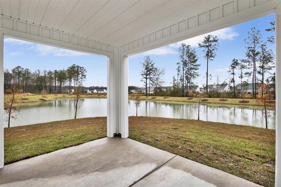 Exterior details and patio area of a home in Cobblestone at East Argent, Hardeeville (Image 3).
