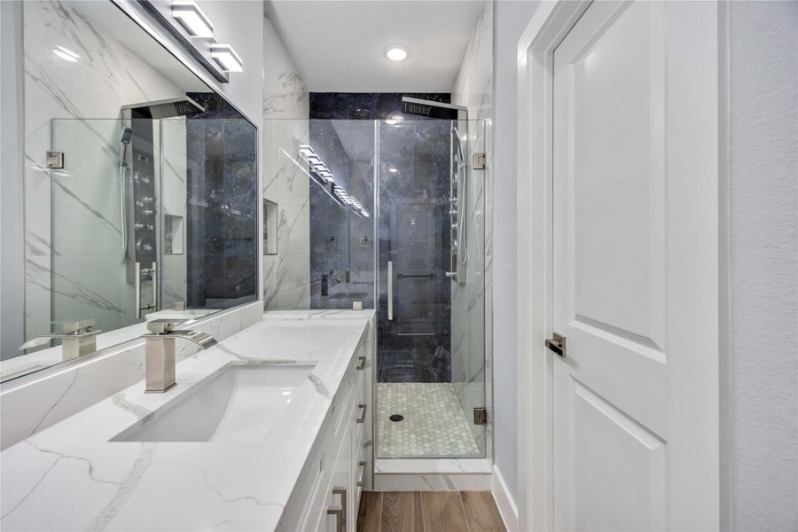 Image 8 of a home in .