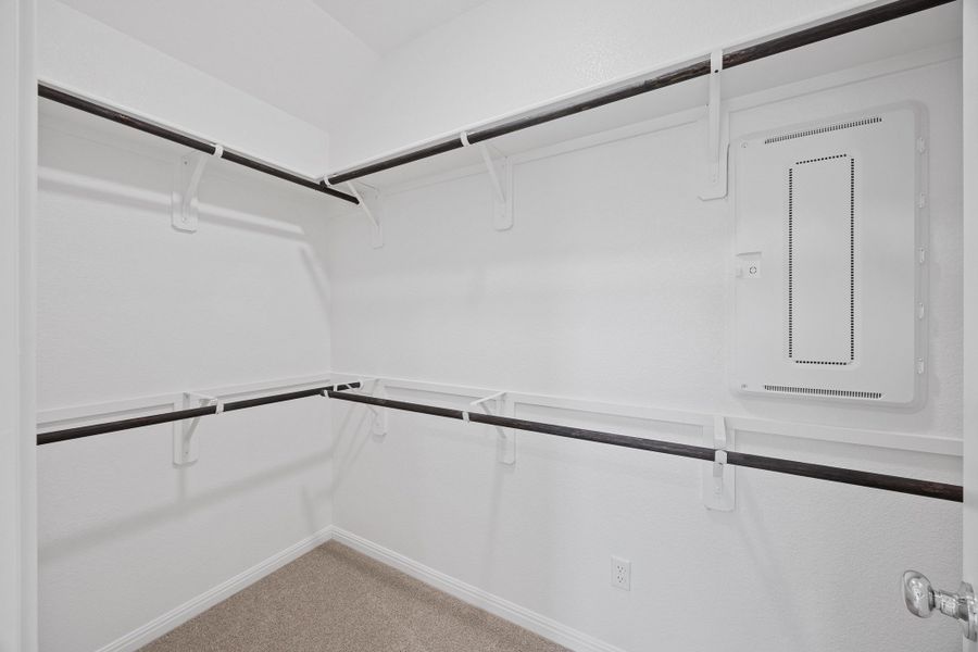 Spacious, unfurnished interior of a new home in Trinity Ranch, Elgin (Image 23).