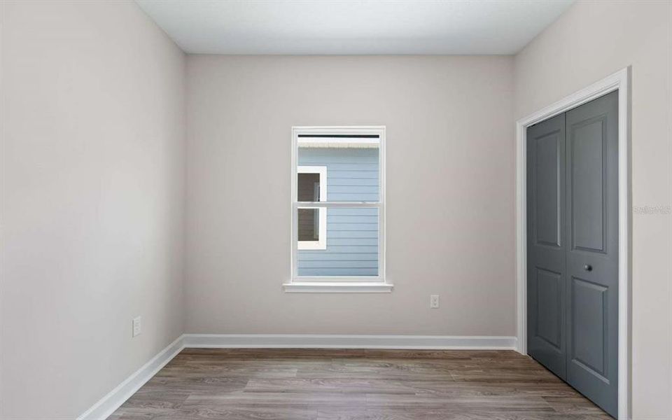 Spacious, unfurnished interior of a new home in , Live Oak (Image 19).
