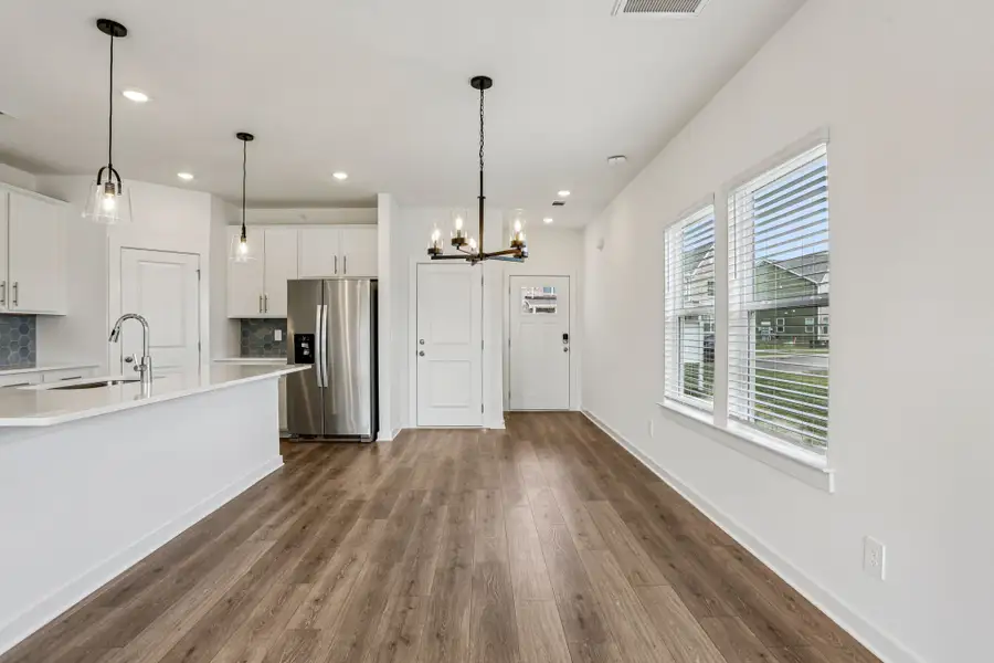 Spacious, unfurnished interior of a new home in Greystone - Parc Townhomes, Smyrna (Image 10).