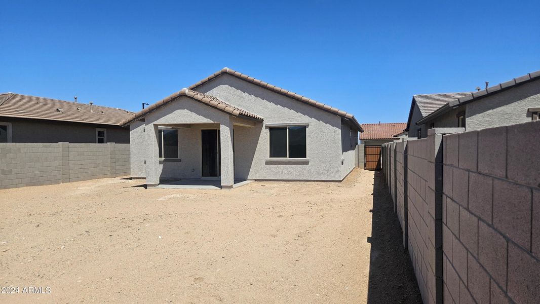 Frontera Lot 189 Backyard Covered Patio