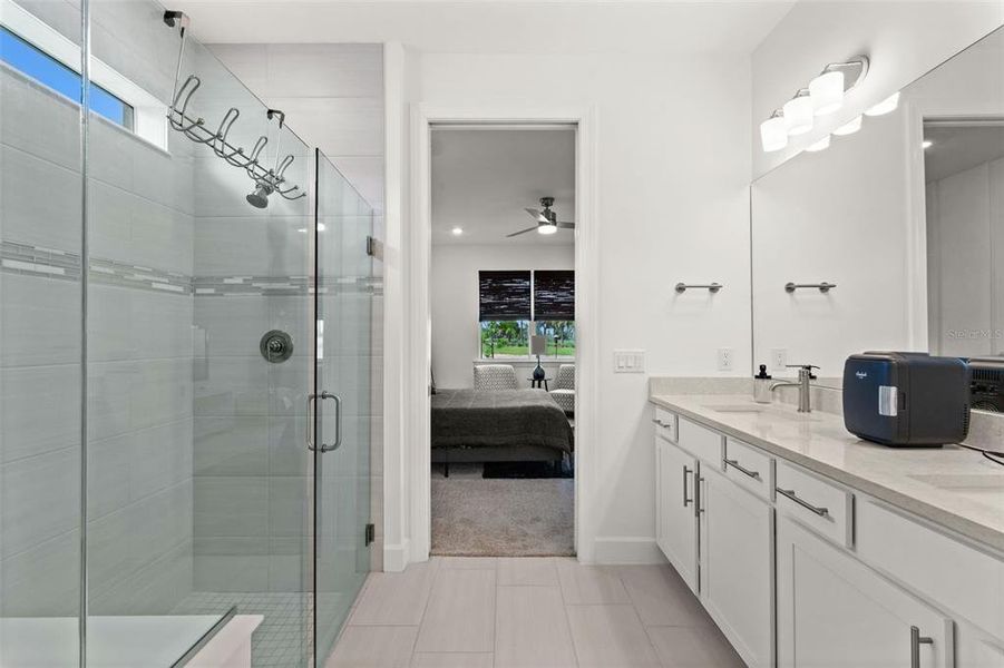 Furnished interior view inside a new home in , Alva (Image 11).