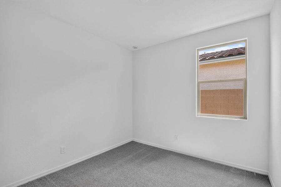 Spacious, unfurnished interior of a new home in Stonehaven, Glendale (Image 24).